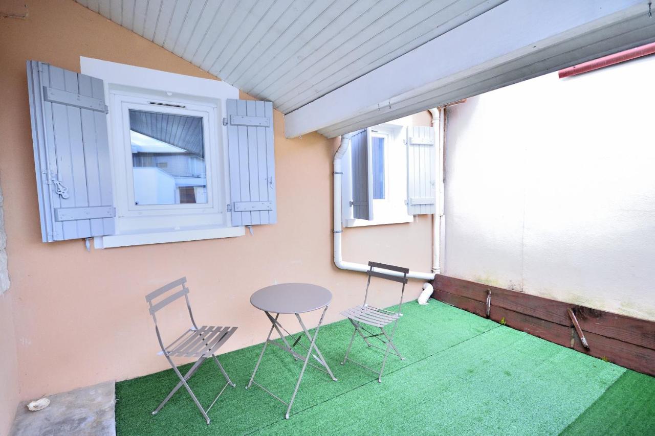 Maison Centre Ville - Terrasse Intime - Parking Prive Mont-de-Marsan Exterior foto